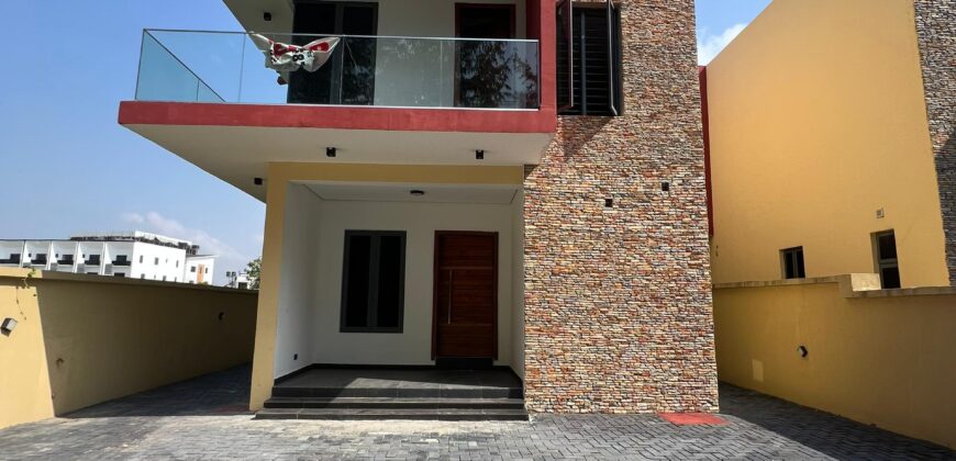 Luxurious 4 Bedroom Semi furnished Duplex for Sale