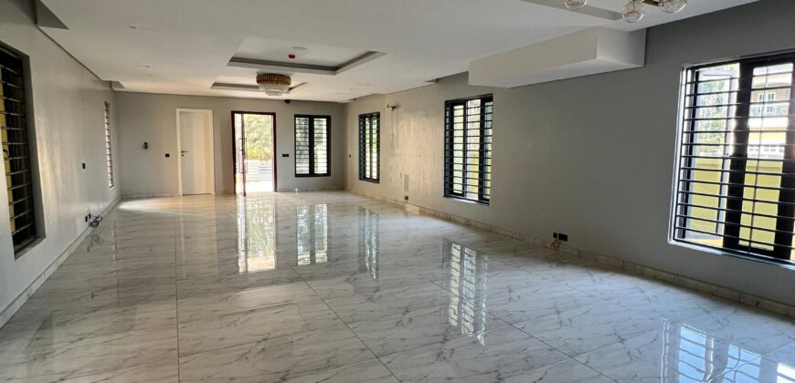 Luxurious 4 Bedroom Semi furnished Duplex for Sale